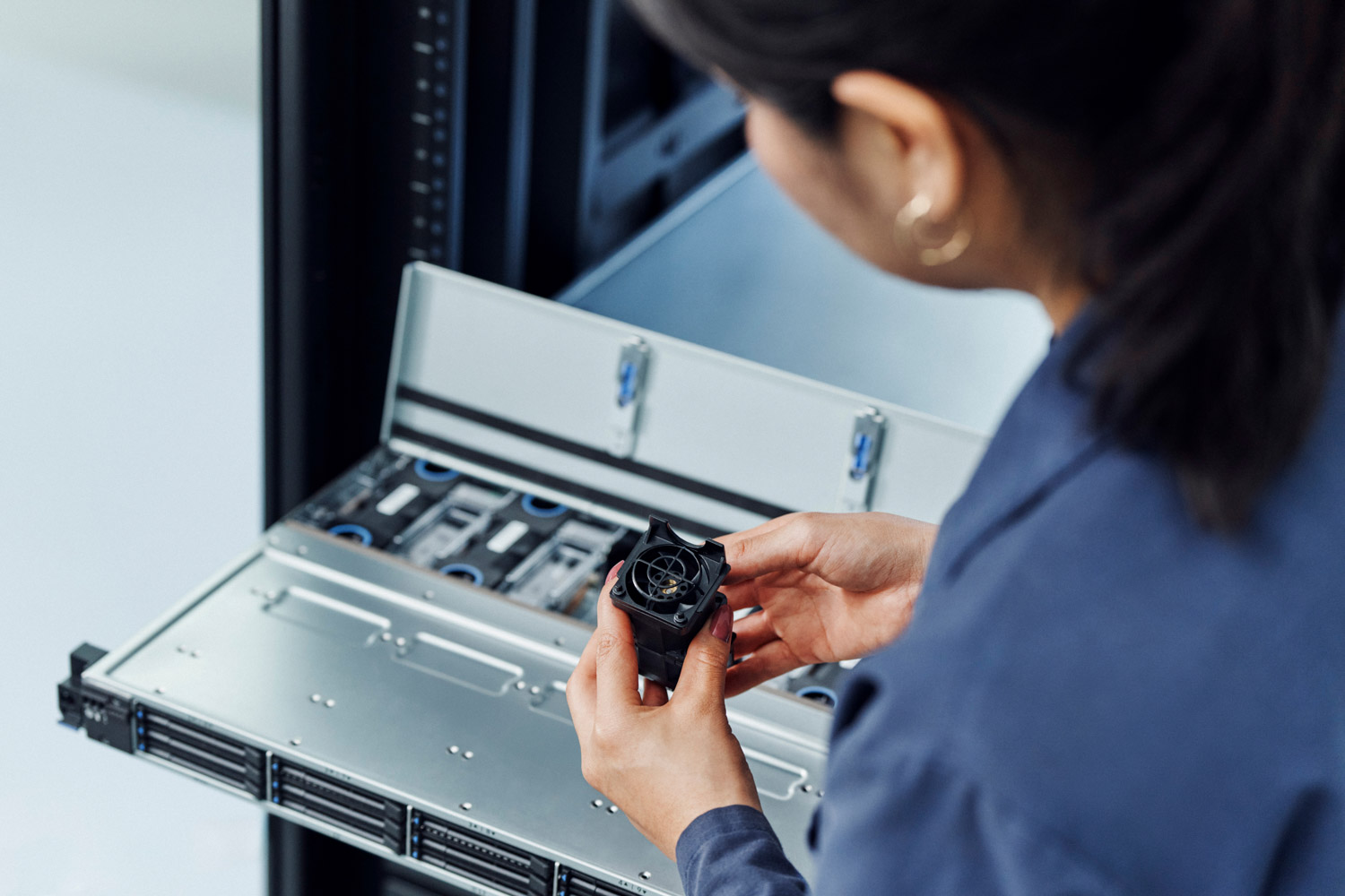 IBM-FlashSystem-Top-Open